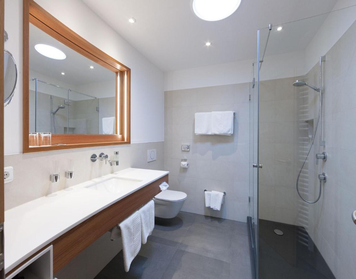 אוברהאכינג Hotel Hachinger Hof מראה חיצוני תמונה